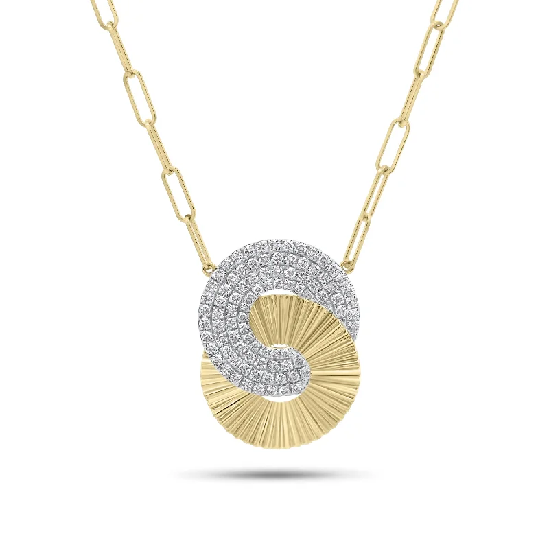 Diamond & Fluted Gold Links Pendant Necklace