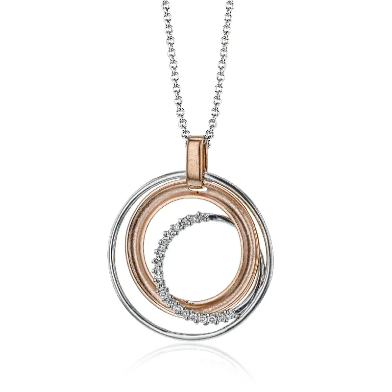 Clio Pendant Necklace in 18k Gold with Diamonds