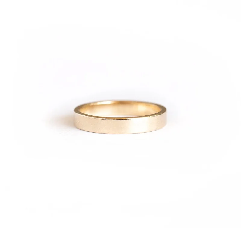 14k Gold Band Ring