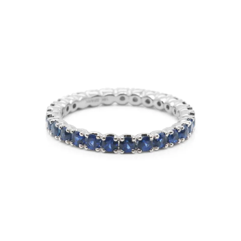 18k White Gold Band w/Sapphires