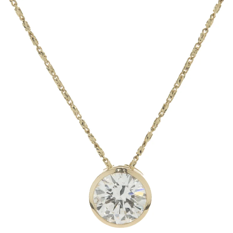 14 Karat Yellow Gold Round Brilliant Cut Diamond Solitaire Necklace