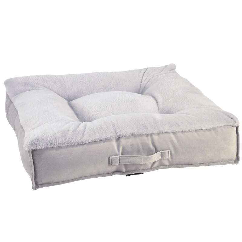 soft travel bed for pets Piazza Dog Bed: Cloud