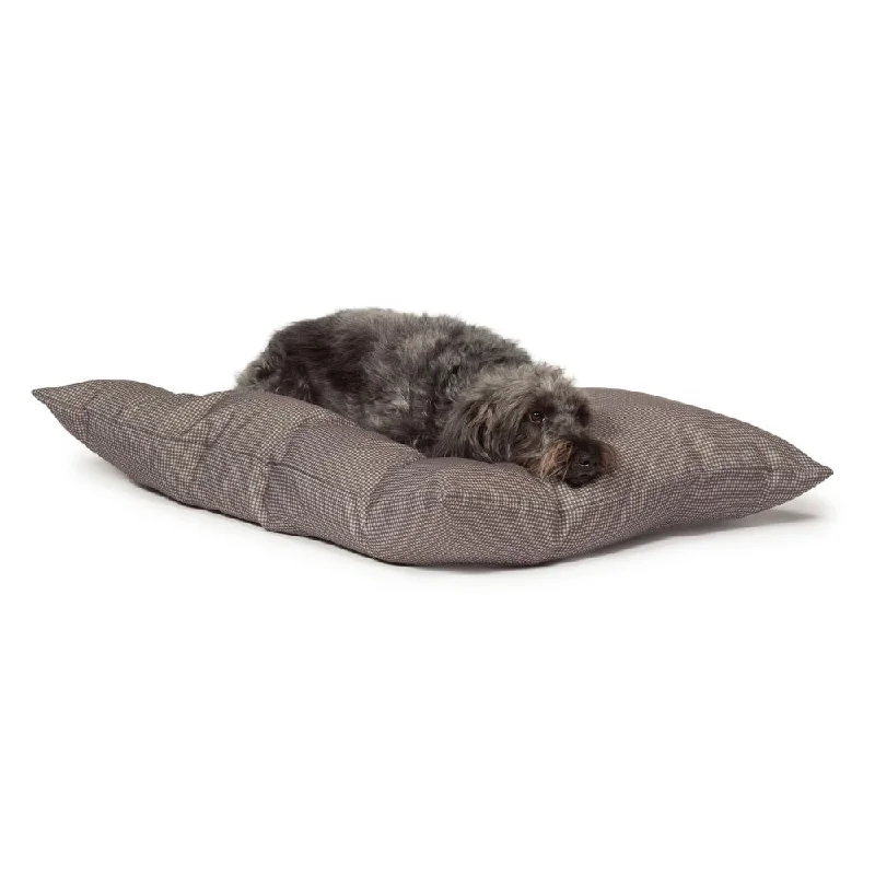 luxury dog bed memory foam Danish Design Deluxe Deep Filled Duvet Vintage Dogstooth 2 Sizes