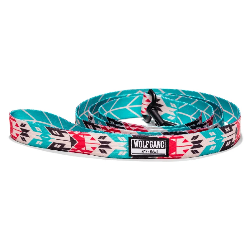 best heated perch for birds Coastal Wolfgang Man & Beast FurTrader Leash