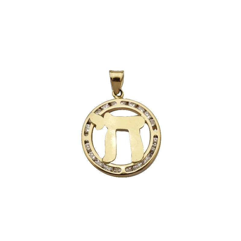pearl and gold chain earrings Chai Medallion Pendant (14K)